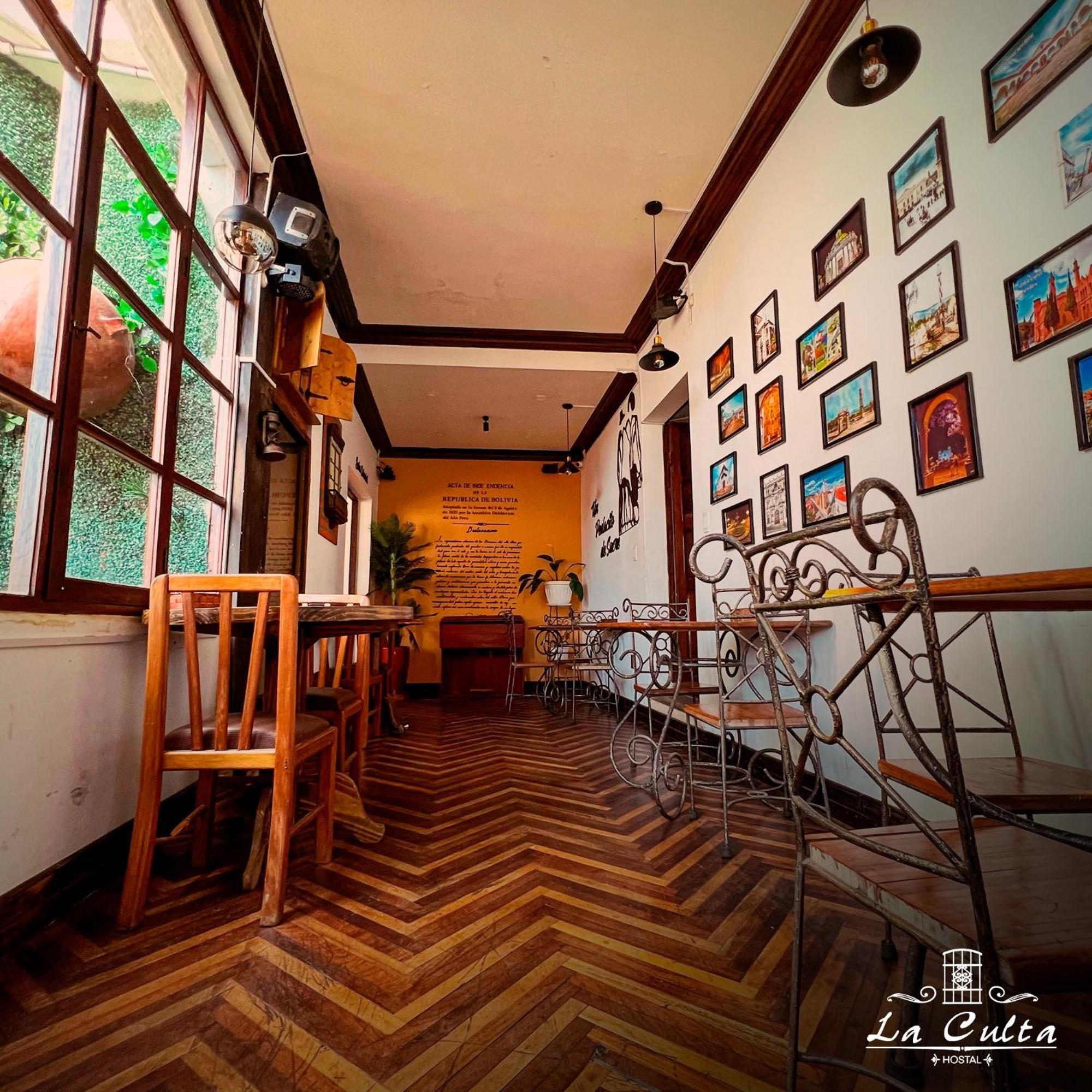 La Culta Centro Cultural Y Hostal Сукре Екстериор снимка